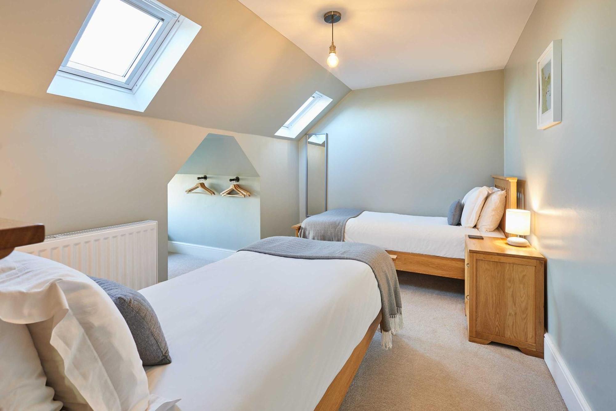 Host & - Peasholm Place Holiday home *
